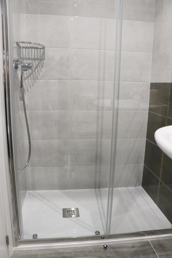 Apartamentos Credencial Sarria Luaran gambar