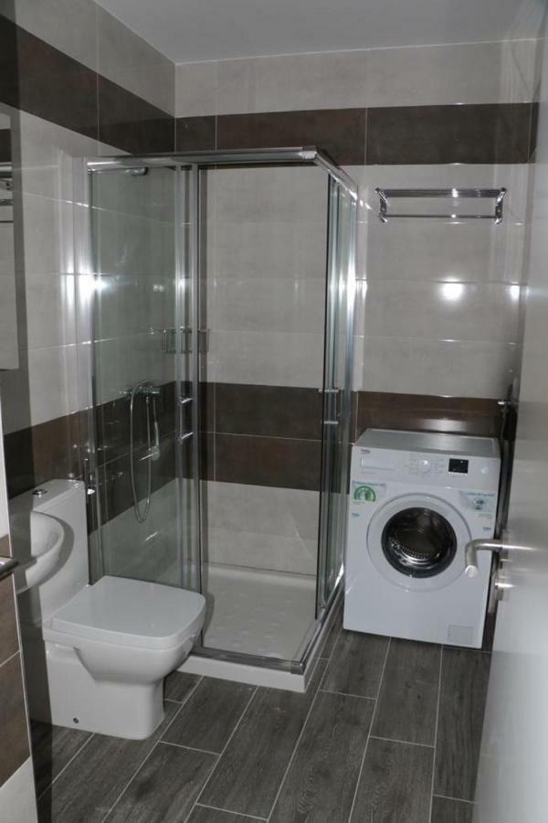 Apartamentos Credencial Sarria Luaran gambar